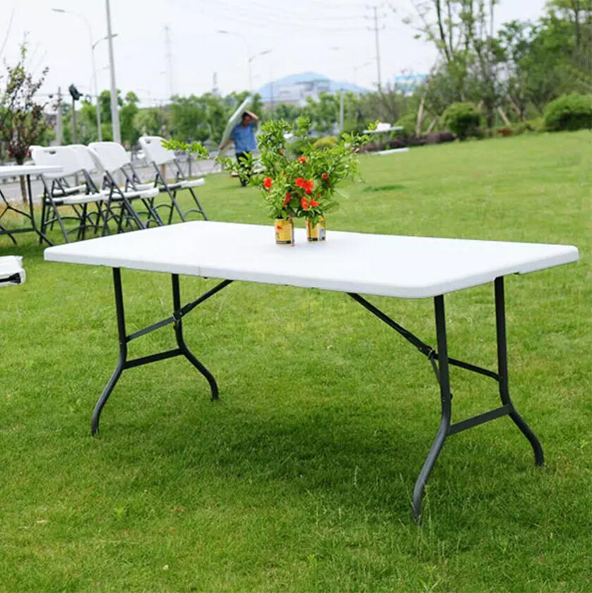 The Party Knight - 6-Foot Folding Table The Party Knight - 6-Foot Folding Table